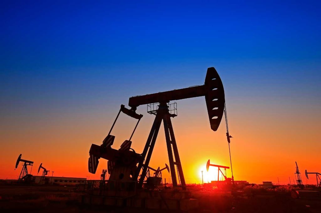 أسعار النفط ترتفع وسط التوترات الجيوسياسية وترقب التطورات في سياسة الاحتياطي الفيدرالي