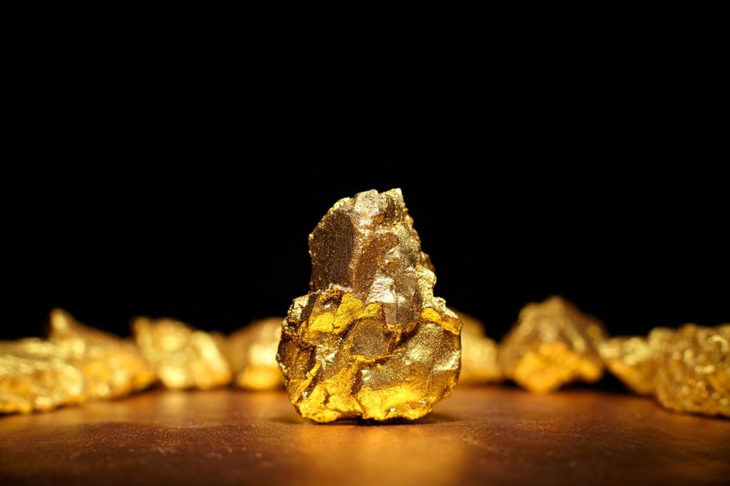 Saudi Arabia gold prices down, global rates decline ahead of U.S. inflation data