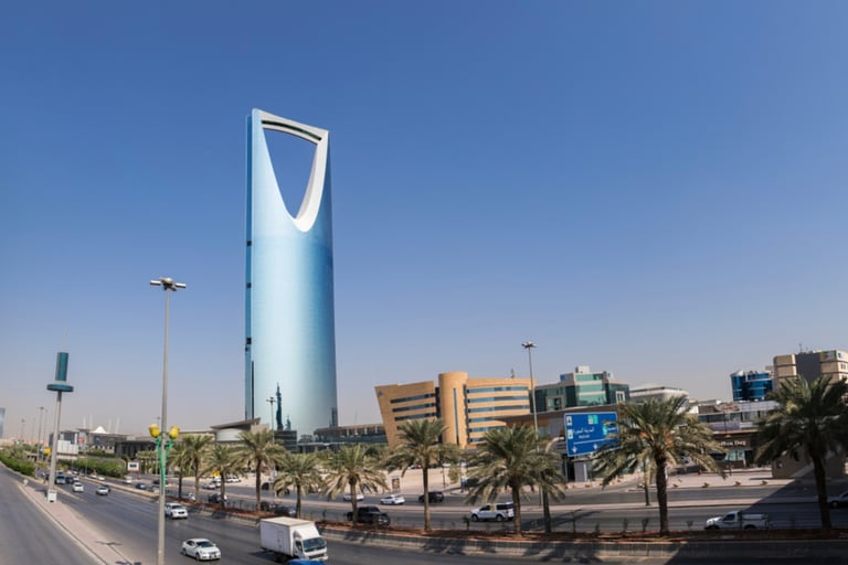 تقرير: بمعدل 5.9 في المئة.. نمو ودائع البنوك السعودية الرئيسية في الربع الأول بوتيرة أسرع من معدل نمو القروض والسلف البالغ 3.5 في المئة