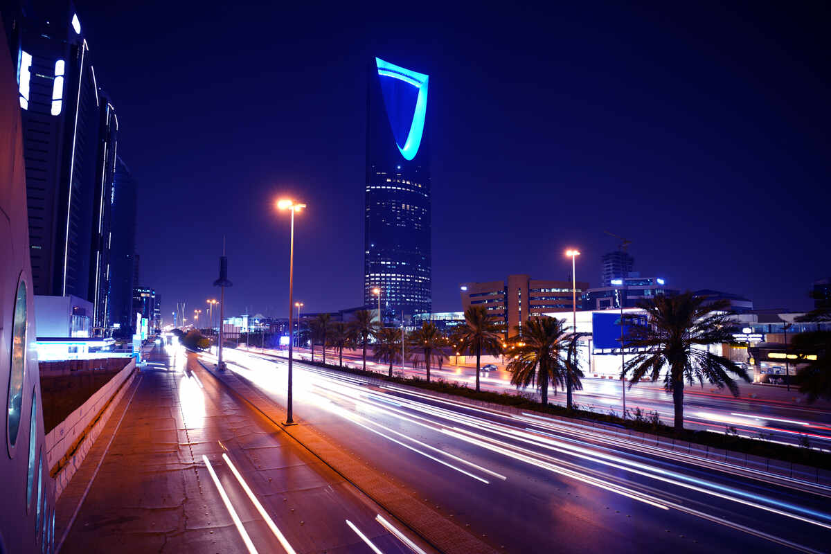 Riyadh makes marked progress on $800 million road revamp project